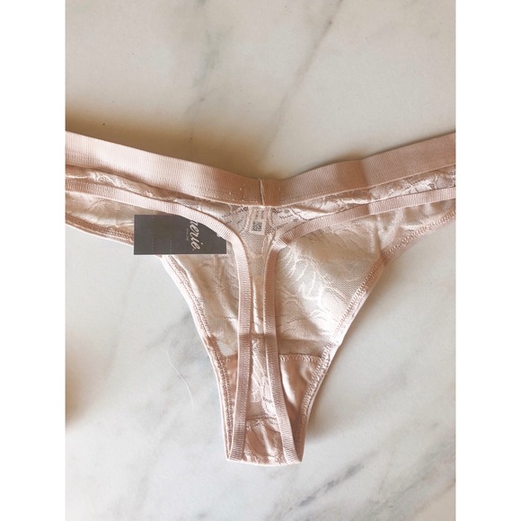 Aerie Thong Bundle of 2 Size Medium NWT - Picture 5 of 5